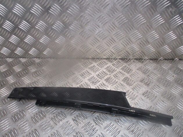 2016 GENUINE AUDI A3 8V FRONT LEFT PASSENGER SIDE DOOR PILLAR TRIM 8V5837901 - Image 2