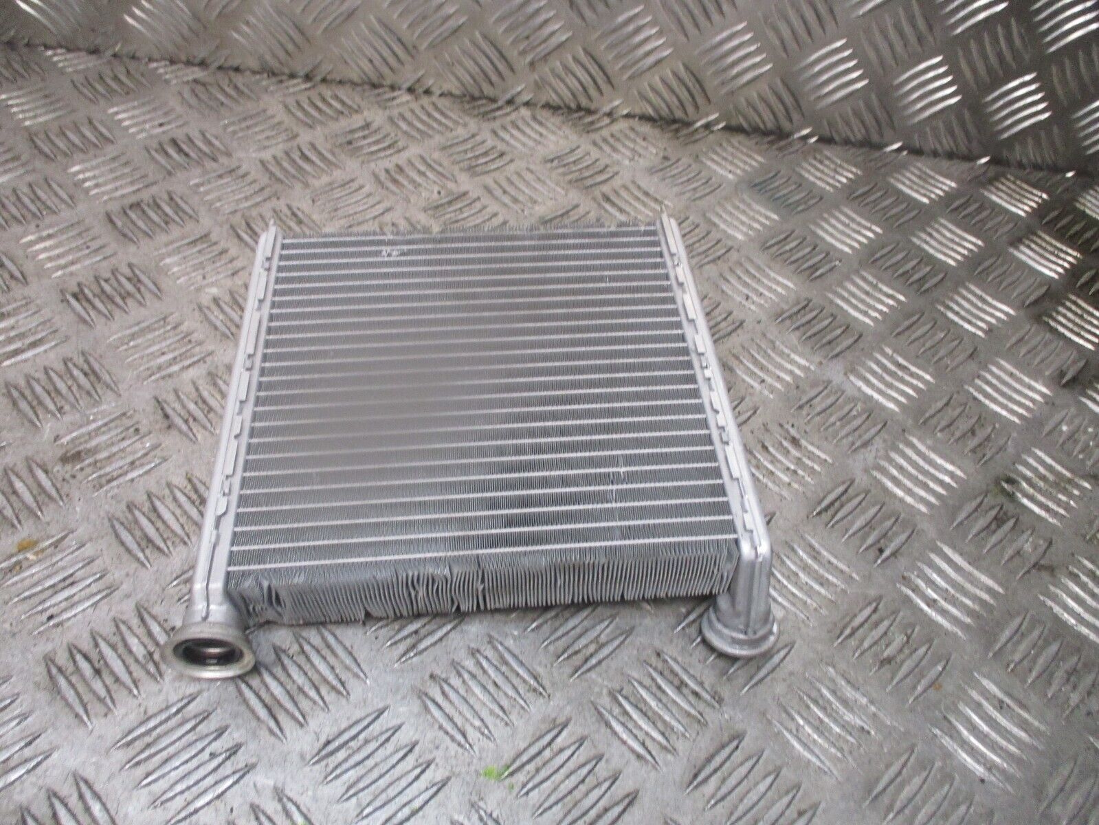 2015 GENUINE SEAT LEON VALEO HEATER MATRIX RADIATOR 5Q0819031