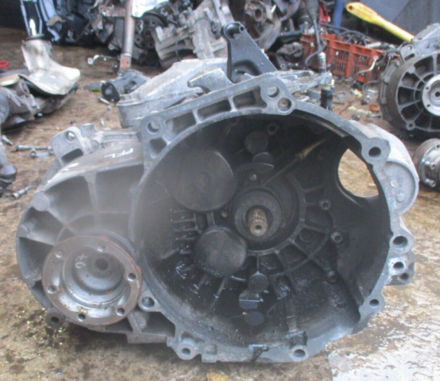 2016 GENUINE VW GOLF MK7 6 SPEED MANUAL PFL GEAR BOX