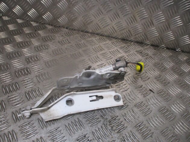 2016 GENUINE AUDI A3 8V FRONT LEFT PASSENGER SIDE BONNET HINGE 8V0823301F - Image 3