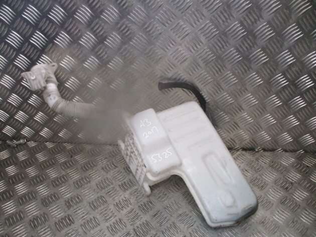 2017 GENUINE AUDI A3 8V FRONT WINDSCREEN WASHER BOTTLE 5Q0955448