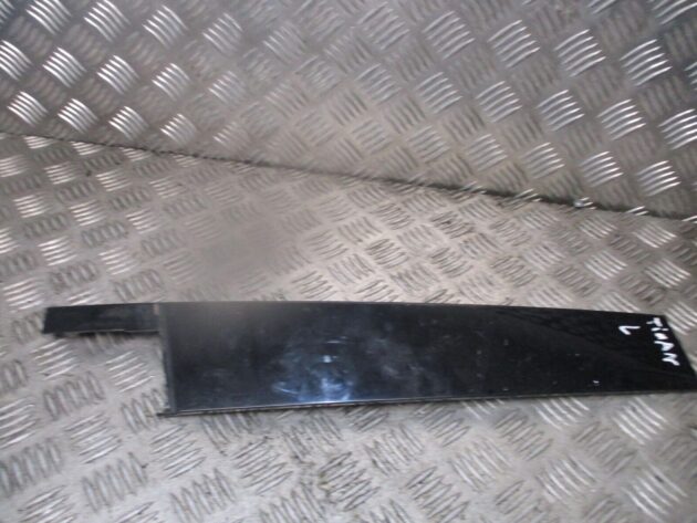 2018 GENUINE VW TIGUAN FRONT LEFT PASSENGER SIDE DOOR PILLER TRIM 5NA837901C