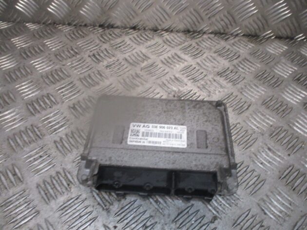 2012 GENUINE VW POLO ECU ENGINE CONTROL MODULE UNIT 03E906023AL