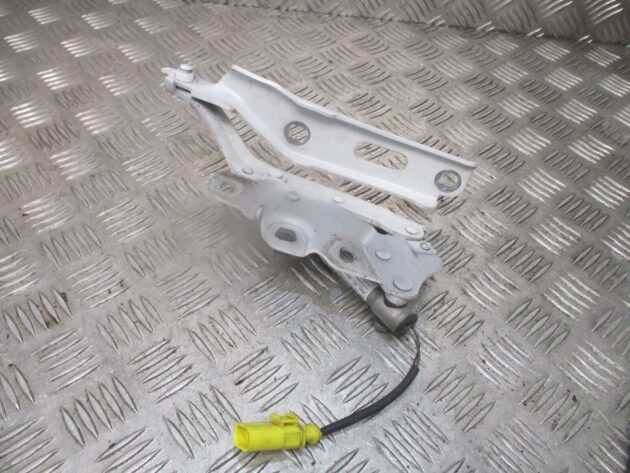 2016 AUDI A3 8V FRONT RIGHT DRIVER SIDE BONNET HINGE 8V0823302F 8V0823823F OEM - Image 2