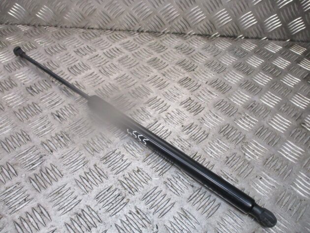 2014 GENUINE VW GOLF MK7 GTD REAR TAILGATE BOOTLID STRUTS 5G6827550C - Image 2