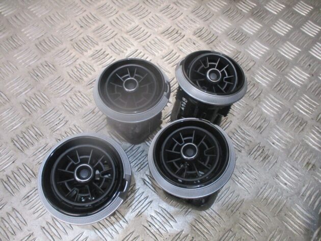 2016 GENUINE AUDI A3 8V 4 X FRONT DASHBOARD AIRVENTS 81A820901B - Image 3