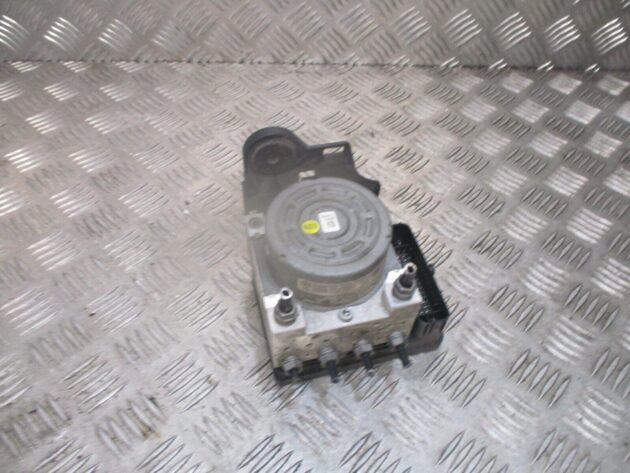 2016 GENUINE AUDI A3 8V ABS PUMP CONTROL UNIT MODULE 5Q0614517AR - Image 3