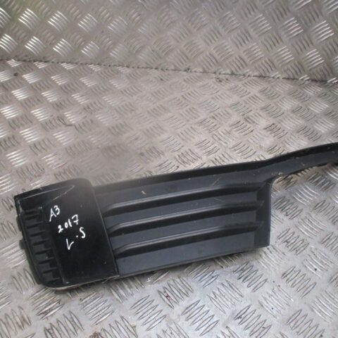 2017 AUDI A3 8V SLINE FRONT LEFT PASSENGER SIDE FRONT BUMPER GRILL 8V3807681AC