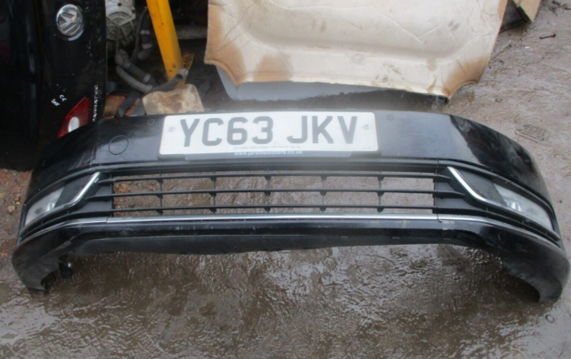 2013 GENUINE VW PASSAT B7 SALOON FRONT BUMPER COMPLETE