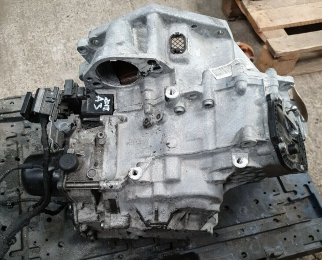2017 AUDI A3 SALOON  1.6TDI (114BPH) DDYA ENGINE CODE 7 SPEED SEMI-AUTO GEARBOX - Image 2