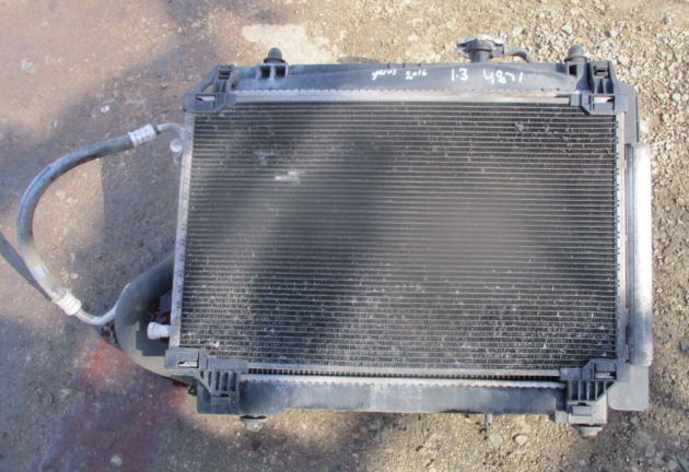 2016 GENUINE TOYOTA YARIS 1.3 PETROL RADIATOR RAD PACK