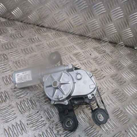 2015 GENUINE VW GOLF MK7 REAR WINDSCREEN WIPER MOTOR 5G0955711