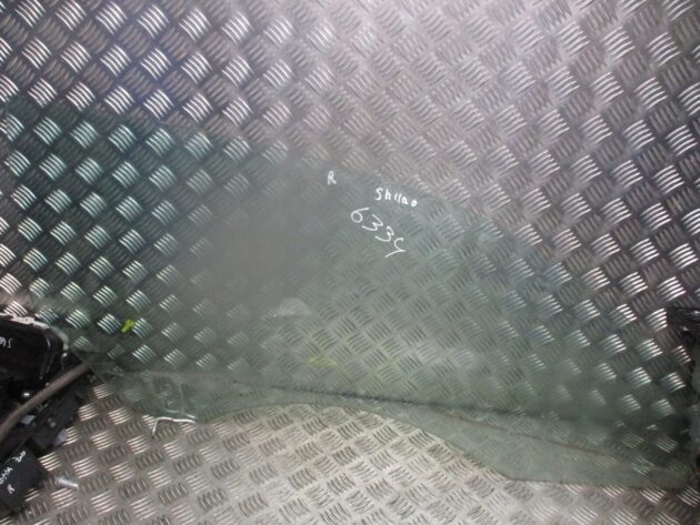 2012 GENUINE VW SCIROCCO FRONT RIGHT DRIVER SIDE DOOR WINDOW GLASS 1K8845202B