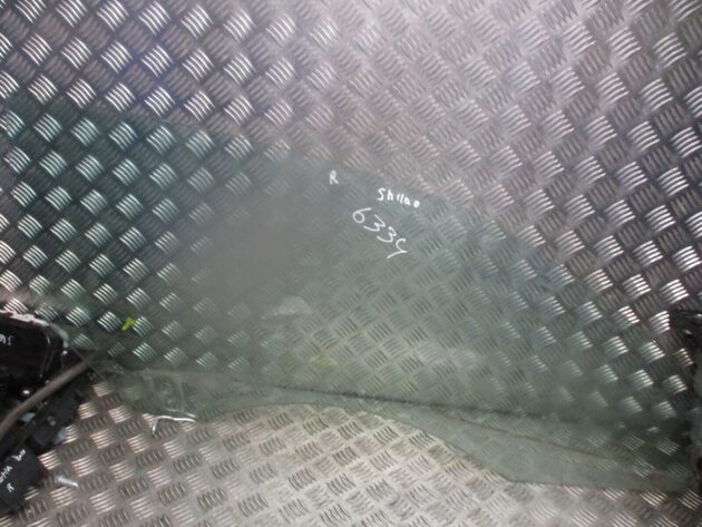 2012 GENUINE VW SCIROCCO FRONT RIGHT DRIVER SIDE DOOR WINDOW GLASS 1K8845202B - Image 2