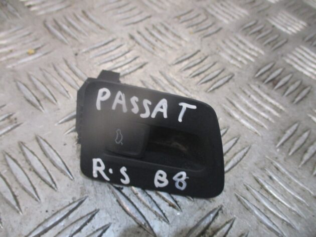 2016 GENUINE VW PASSAT B8 TAILGATE BOOT LID RELEASE SWITCH BUTTON 3G0959831 - Image 2