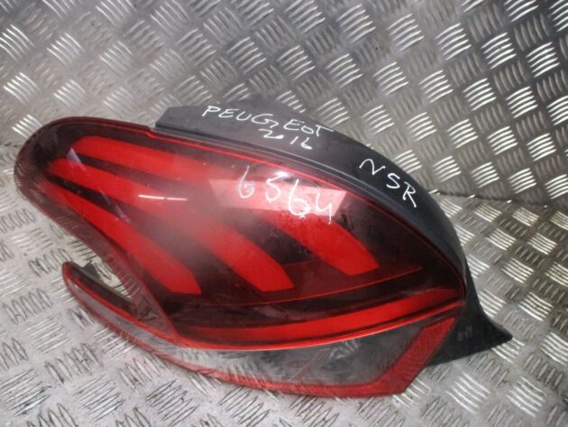2016 GENUINE PEUGEOT 208 REAR LEFT PASSENGER SIDE TAILLIGHT LAMP 001970330
