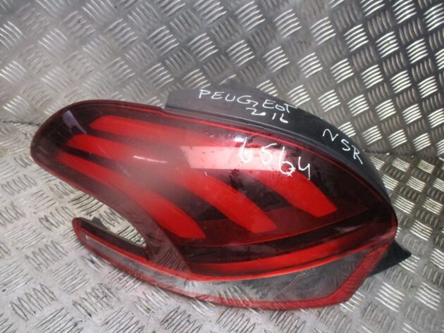 2016 GENUINE PEUGEOT 208 REAR LEFT PASSENGER SIDE TAILLIGHT LAMP 001970330 - Image 2