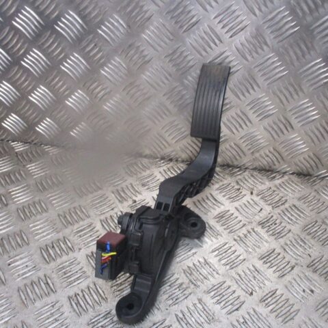 2014 GENUINE HYUNDAI I10 ACCELERATOR THROTTLE PEDAL 32700XXXXX