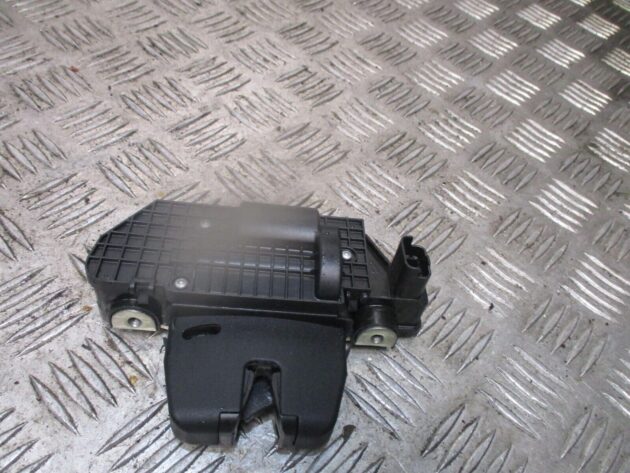 2016 GENUINE PEUGEOT 208 REAR TAILGATE BOOTLID LOCK MECHANISM - Image 3