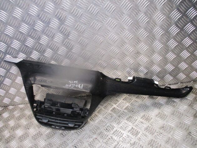 2016 GENUINE PEUGEOT 208 FRONT DASHBOARD AIRVENT SURROUND TRIM PANEL 9672848677 - Image 2