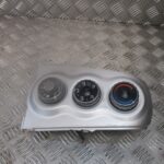 2006 GENUINE TOYOTA YARIS AC HEATER CLIMATE CONTROL SWITCH PANEL