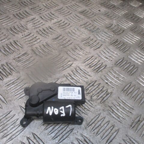 2017 GENUINE SEAT LEON HEATER AC FLAP ACTUATOR MOTOR 5Q0907511A