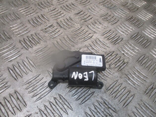 2017 GENUINE SEAT LEON HEATER AC FLAP ACTUATOR MOTOR 5Q0907511A - Image 2