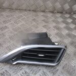 2016 GENUINE PEUGEOT 208 FRONT RIGHT DRIVER SIDE HEATER AC AIRVENT 9673131677