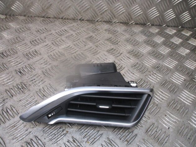 2016 GENUINE PEUGEOT 208 FRONT RIGHT DRIVER SIDE HEATER AC AIRVENT 9673131677