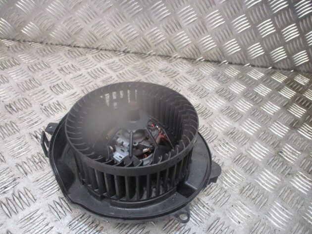2014 GENUINE VW GOLF MK7 GTD HEATER BLOWER FAN MOTOR 5Q2819021A - Image 2