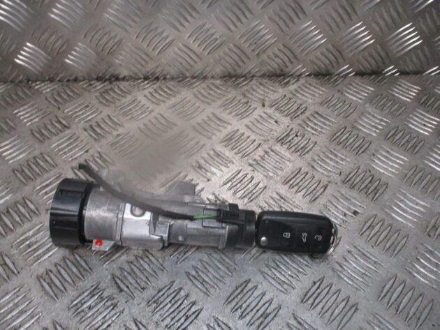 2012 GENUINE VW POLO 6R IGNITION BARREL & KEY 6R0905851B - Image 2