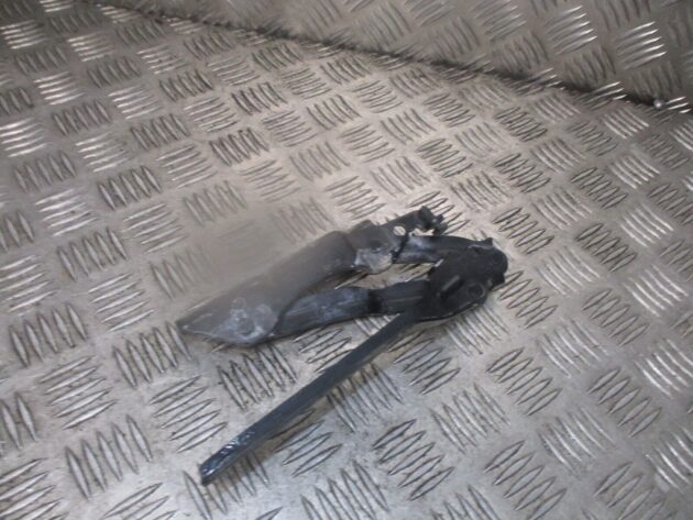 2012 GENUINE VW MK6 FRONT LEFT PASSENGER SIDE BONNET HINGE 5K0823301B - Image 2