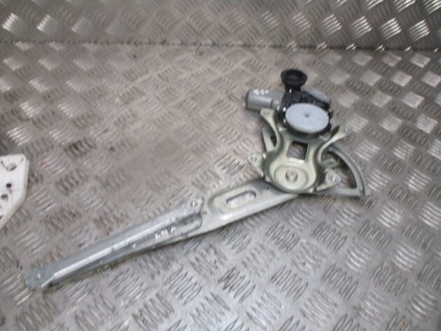 2012 GENUINE TOYOTA PRIUS REAR LEFT PASSENGER SIDE WINDOW REGULATER 85720-72020 - Image 3
