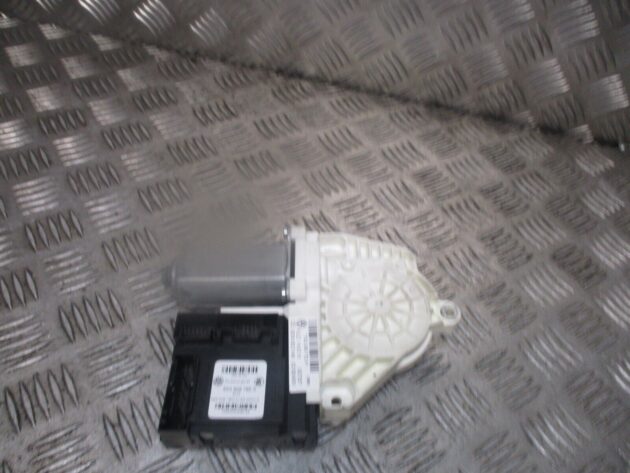 2012 GENUINE VW SCIROCCO FRONT LEFT PASSENGER SIDE DOOR WINDOW MOTOR 1Q0959702H
