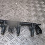 2016 GENUINE PEUGEOT 208 1.2 PETROL FUEL INJECTOR RAIL 9816955780