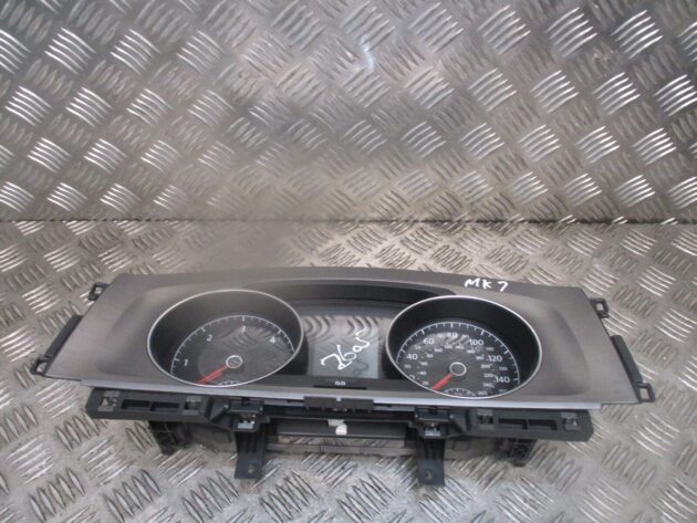2013 GENUINE VW GOLF MK7 SPEEEDOMETER INSTRUMENT CLUSTER CLOCK 5G0920961A