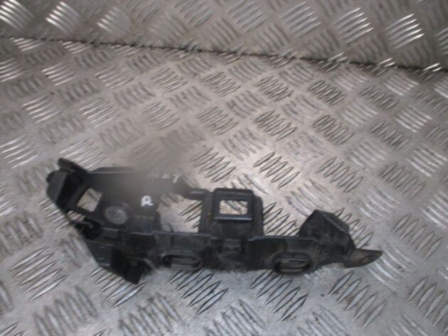 2013 GENUINE VW GOLF MK7 FRONT RIGHT DRIVER SIDE BUMPER BRACKET 5G0807050A