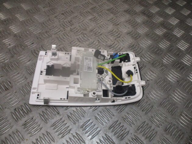 2016 GENUINE AUDI A3 8V INTERIOR ROOF READING COMFORT LIGHT 8V0947135A - Image 3