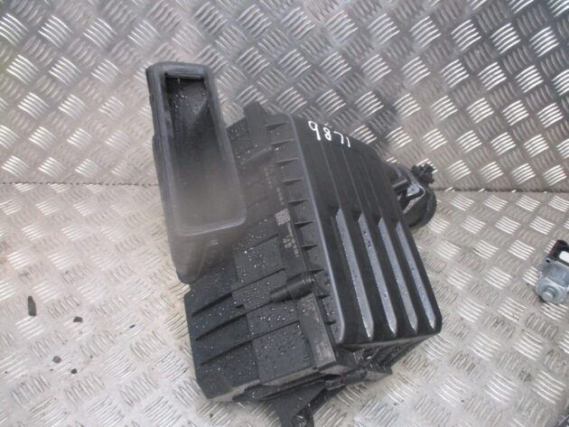 2016 GENUINE AUDI A3 8V 2.0 TDI AIRFILTER BOX HOUSING 5Q0129807AA 5Q0129601AC - Image 3