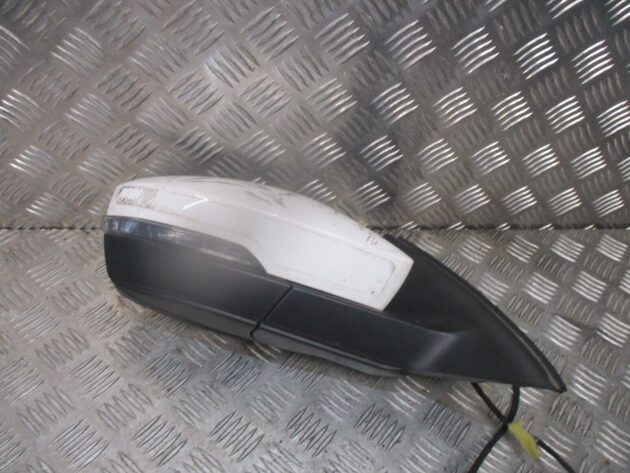2016 GENUINE SKODA OCTAVIA FRONT RIGHT DRIVER SIDE DOOR WING MIRROR 5E0857934 - Image 4