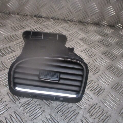 2012 GENUINE VW GOLF MK6 FRONT LEFT PASSENGER SIDE DASHBOARD AIRVENT 5K0819703J