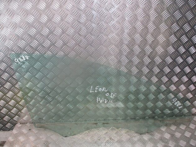2016 GENUINE SEAT LEON FRONT RIGHT DRIVER SIDE DOOR WINDOW GLASS - Image 2
