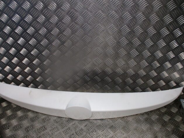 2014 GENUINE TOYOTA AURIS REAR EXTERIOR TAILGATE BOOTLID TRIM PANEL 7681102790