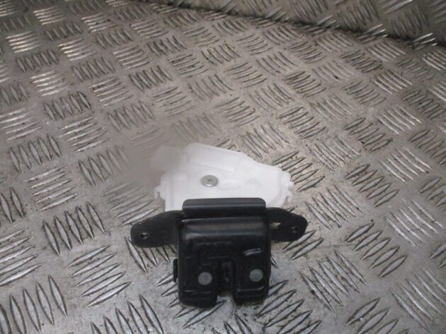 2014 GENUINE TOYOTA AURIS REAR TAILGATE BOOTLID LOCK LATCH MECHANISM - Image 3