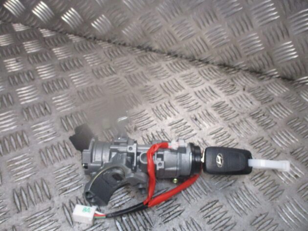2013 GENUINE HYUNDAI IX35 IGNITION BARREL & KEY - Image 3