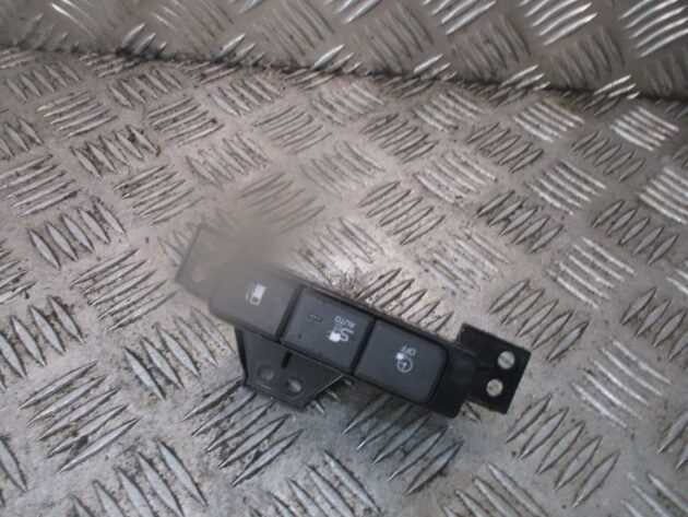 2019 GENUINE HYUNDAI IONIQ FUEL FLAP RELEASE BUTTON 93555G2950