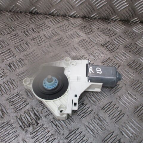 2018 SEAT ALHAMBRA 7N REAR RIGHT DRIVER SIDE DOOR WINDOW MOTOR 8K0959801B