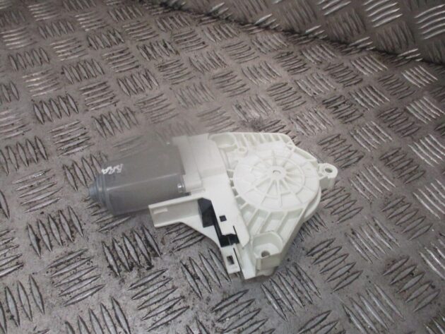 2018 SEAT ALHAMBRA 7N REAR LEFT PASSENGER SIDE DOOR WINDOW MOTOR 8K0959802B - Image 3
