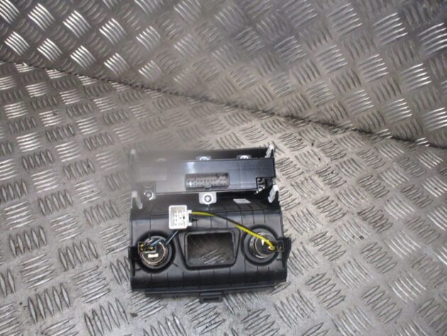 2013 GENUINE HYUNDAI IX35 HEATED SEAT CONTROL MODULE UNIT 846202Y900 - Image 4