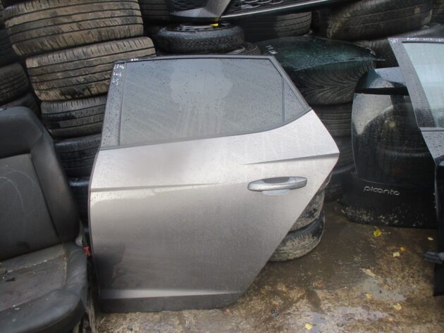 2016 GENUINE SEAT LEON HATCHABACK REAR LEFT PASSENGER SIDE BARE SHELL DOOR - Image 3